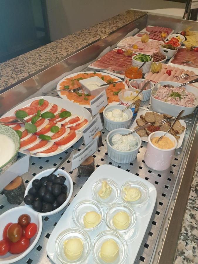 Kurparkhotel-Gemuend Eksteriør billede