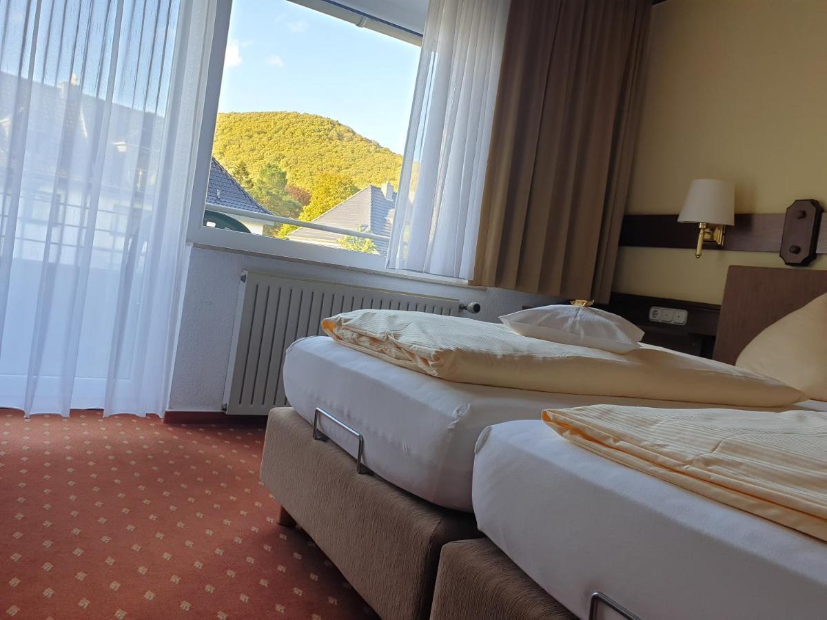 Kurparkhotel-Gemuend Eksteriør billede