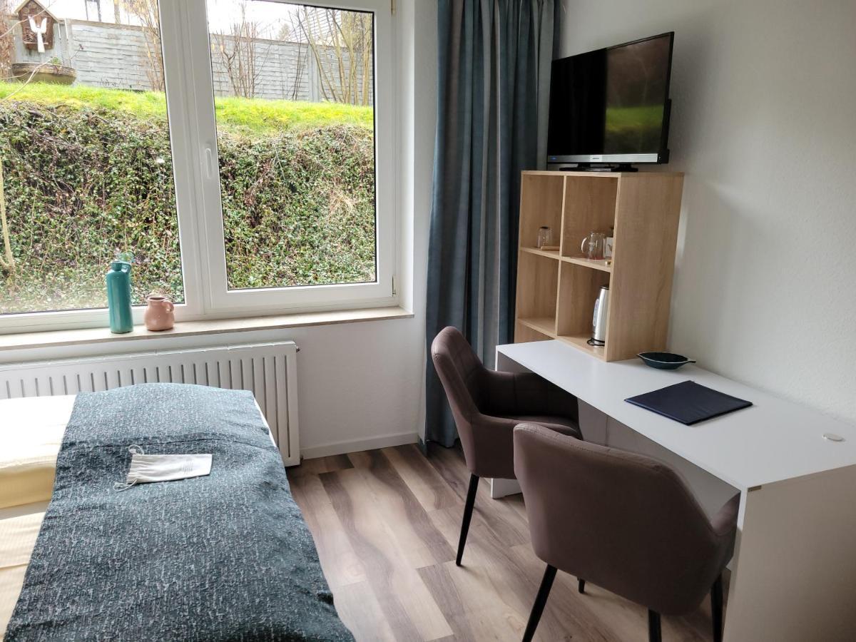 Kurparkhotel-Gemuend Eksteriør billede